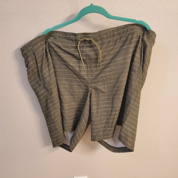 GEORGE MENS SWIM TRUNKS SWIMSUIT SIZE XL XG 40-42 GREEN. - Picture 1 of 3